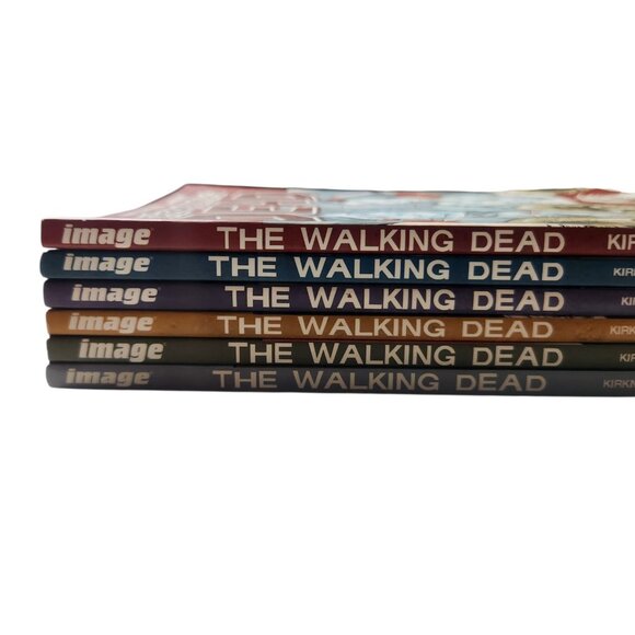 The Walking Dead Volumes 1 - 6 Image Comic Book Robert Kirkman Skybound - Picture 3 of 9